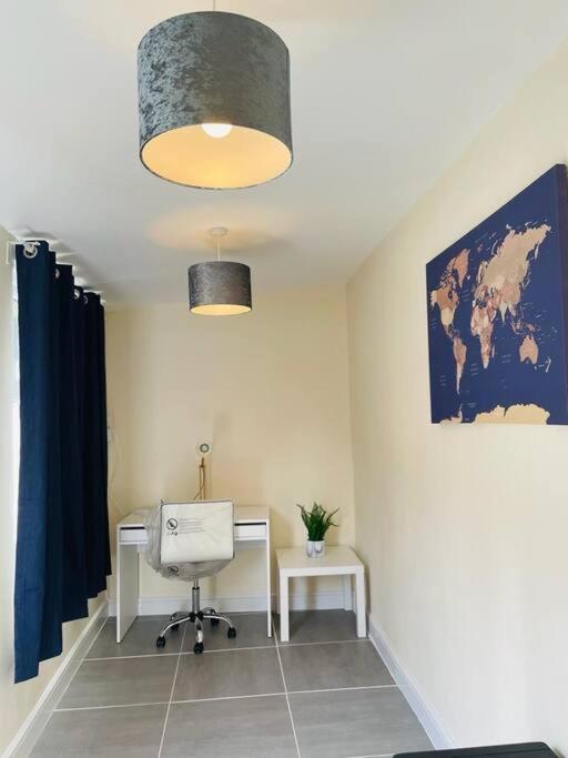 Superb And Comfortable 3Bd Home In Дагенъм Екстериор снимка